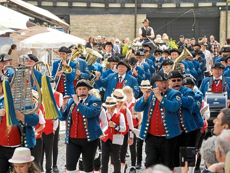 Festzug durch die Altstadt