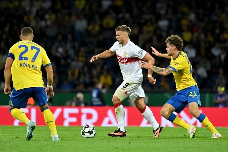 Eintracht Braunschweig - VfB Stuttgart