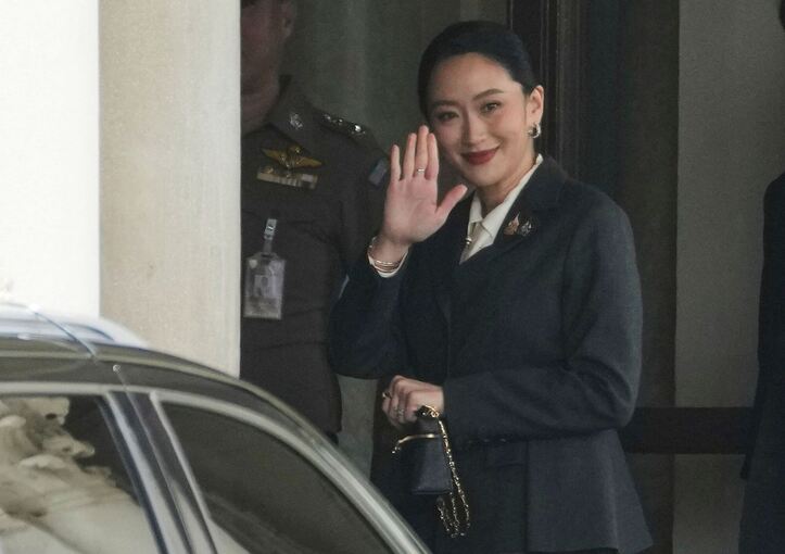 Thailands Ministerpräsidentin von Gericht abgesetzt Thailands Ministerpräsidentin von Gericht abgesetzt