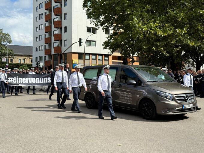 Trauerfeier für erschossenen Polizisten
