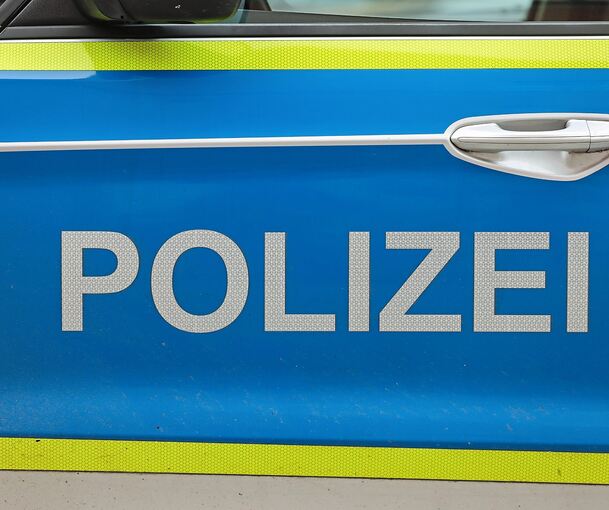 Die Polizei bittet um Hinweise.