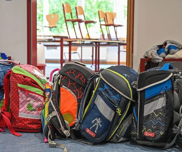 Auch an den sonderpädagogischen Bildungszentren wird das Recht auf Ganztagesbetreuung greifen. Doch Eltern müssen sich auf Gebühren von fast 1000 Euro im Monat einstellen.