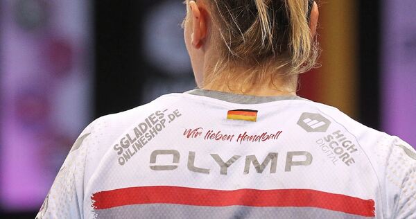 Ende einer Erfolgsgeschichte: Olymp – hier noch auf dem Trikot der SG BBM Bietigheim in der Saison 2023/24 – machte Profi-Frauenhandball auf diesem Niveau erst möglich.