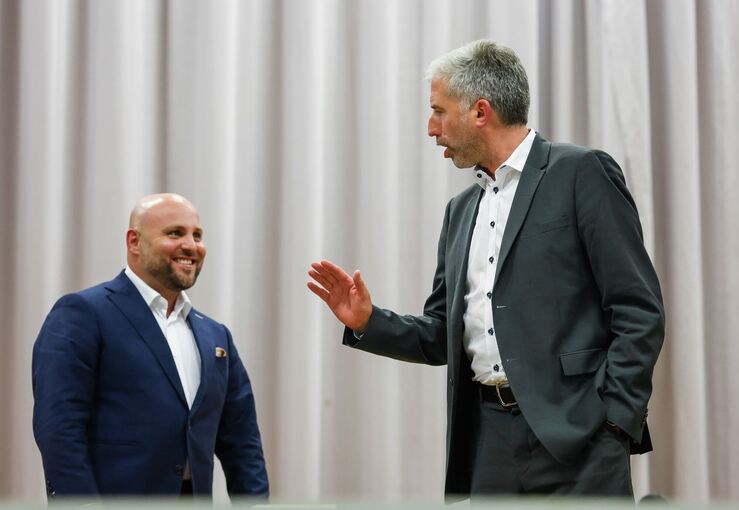 Streitgespräch zwischen Palmer und Frohnmaier Streitgespräch zwischen Palmer und Frohnmaier