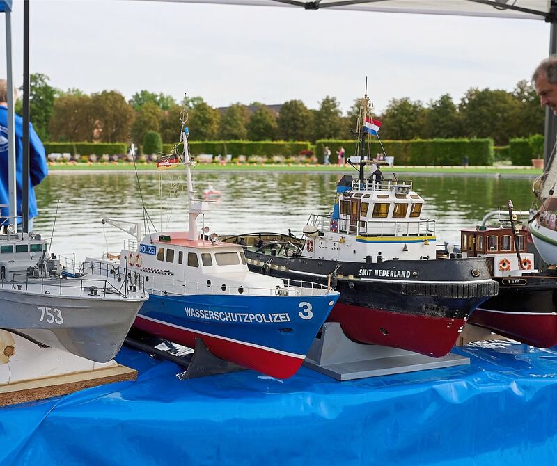 Hier sind die Modellschiffe noch auf dem Trockendock. Hier sind die Modellschiffe noch auf dem Trockendock.