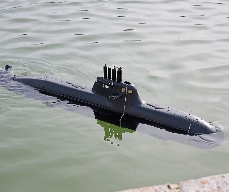 Hier zeigt sich das U-Boot von Stefan Adrian. Hier zeigt sich das U-Boot von Stefan Adrian.