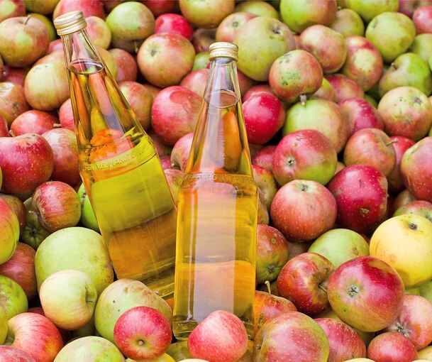 In Mostereien kann aus dem eigenen Obst Saft hergestellt werden.