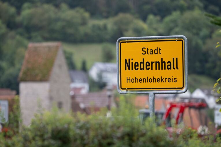 18-Jähriger fährt Kind nach Streit mit Auto an - tot