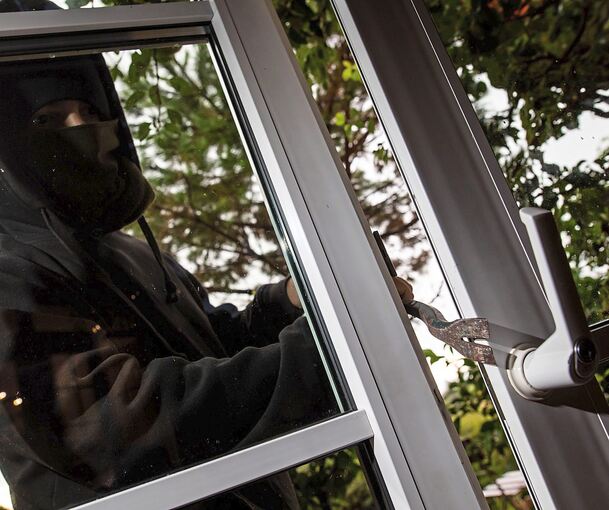 Drei Personen sind in eine Ludwigsburger Schule eingebrochen. Drei Personen sind in eine Ludwigsburger Schule eingebrochen.