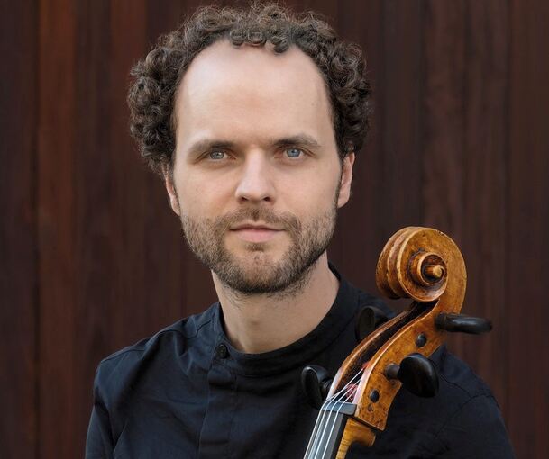 Angesprochen, abgeholt, mitgenommen: Der Cellist Jonas Palm.