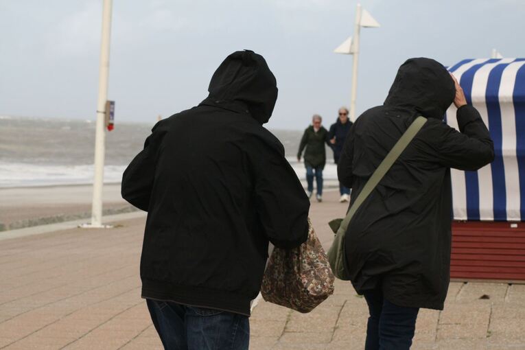 Erster Herbststurm fegt über Norderney