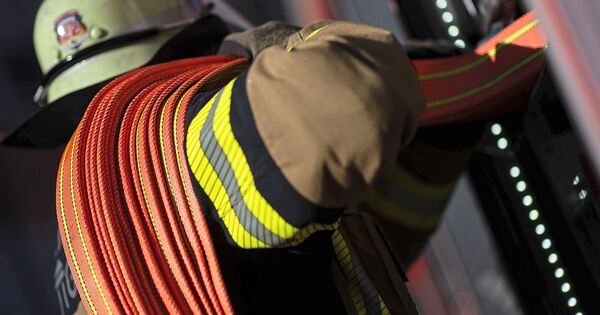 Mercedes in flames: Witnesses sought after vehicle fire in Heimerdingen