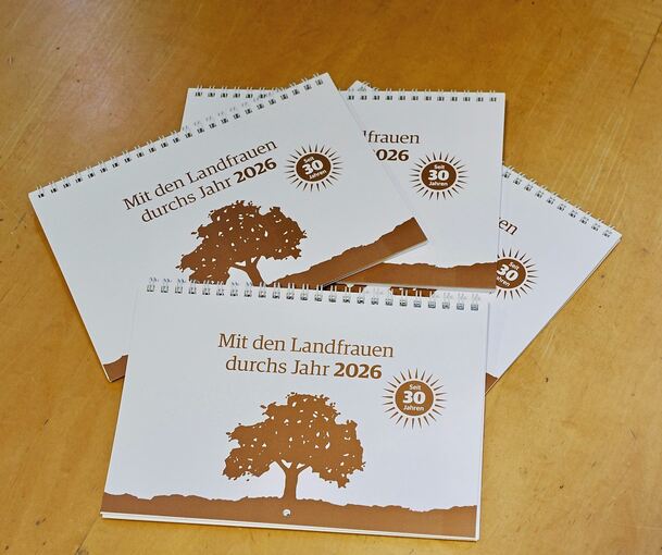 Der Landfrauenkalender 2026 ist nicht nur bei den Landfrauenvereinen erhältlich, sondern auch im Kundencenter der Ludwigsburger Der Landfrauenkalender 2026 ist nicht nur bei den Landfrauenvereinen erhältlich, sondern auch im Kundencenter der Ludwigsburger Kreiszeitung sowie unter www-lkz.de/shop.
