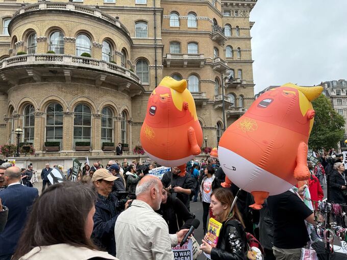 US-Präsident Trump besucht Großbritannien