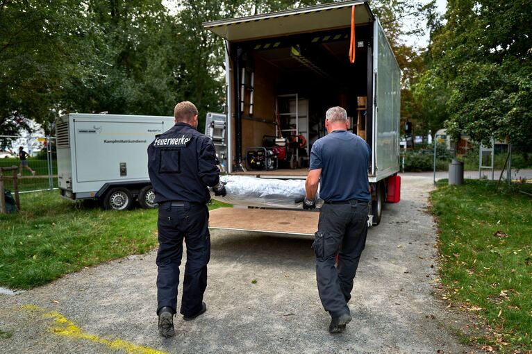 Weltkriegsbombe in der Spree in Berlin-Mitte gefunden