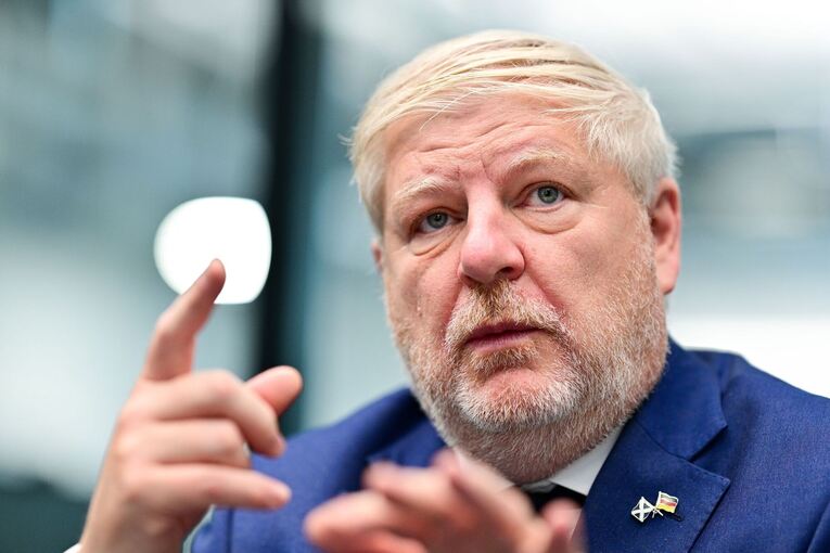 Schottischer Außenminister Robertson