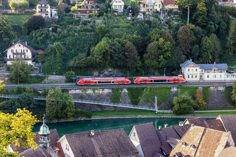 Symbolischer Baustart für Elektrifizierung der Hochrheinbahn