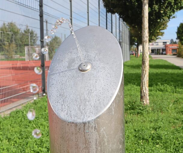 Auf dem ESG-Sportgelände gibt es bereits einen Trinkbrunnen. Doch das Angebot ist teuer und wartungsintensiv.