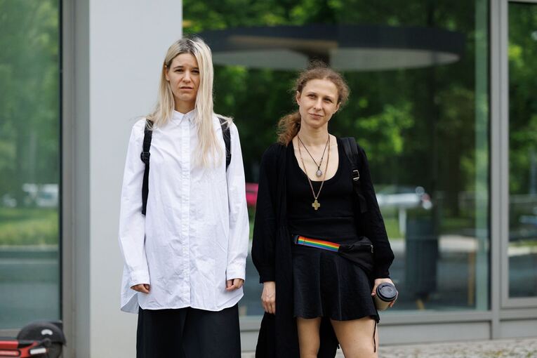 Diana Burkot (l) und Maria Aljochina