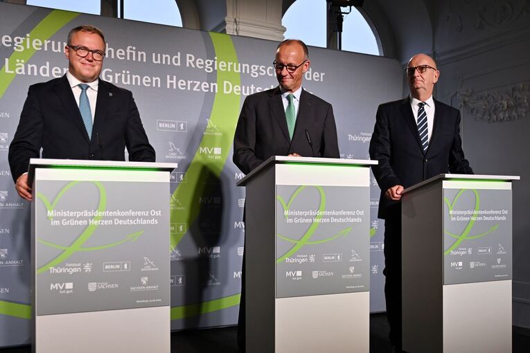 Konferenz der ostdeutschen Regierungschefs