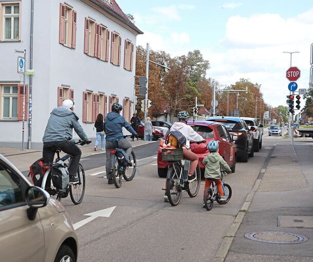 Mehr als 3.000 Radfahrer nutzen jeden Tag die Fahrradstraße.
