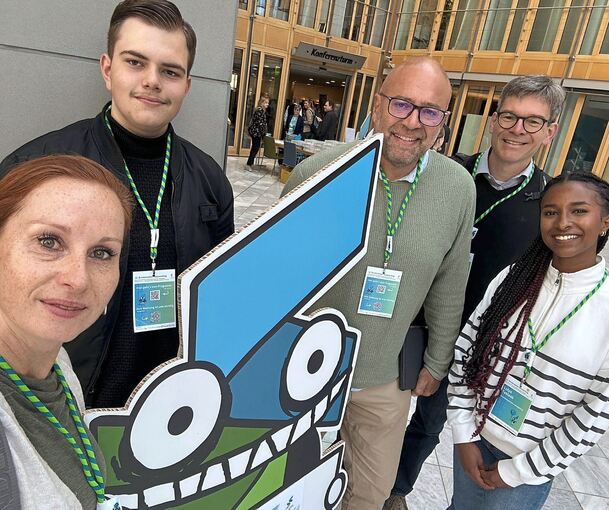 Die Delegation der Hirschbergschule in Berlin.