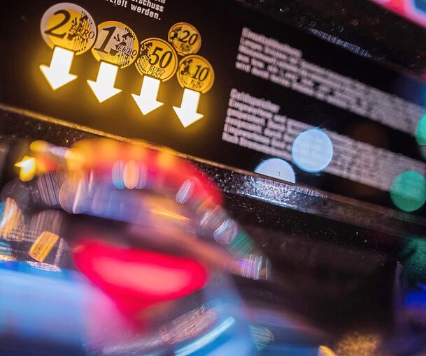 Auf Spielautomaten hatten es Einbrecher in Asperg abgesehen.