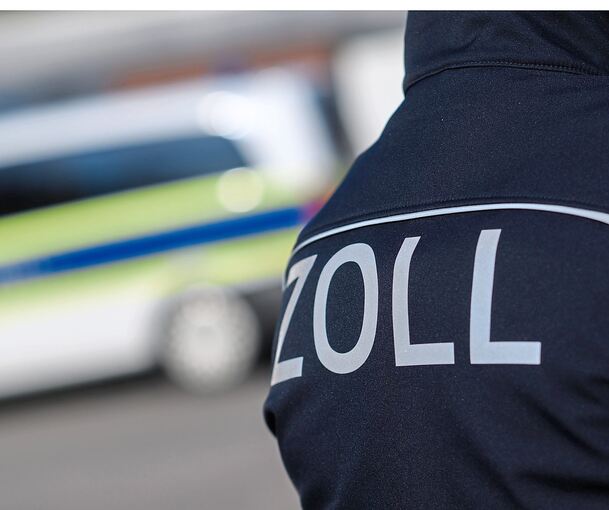 In einem Ludwigsburger Restaurant haben Zöllner Illegalen Aufenthalt sowie illegale Beschäftigung aufgedeckt - und beendet.