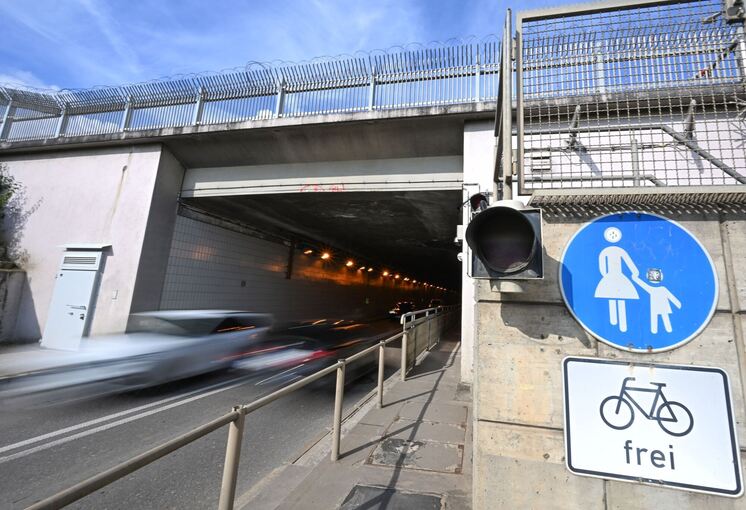 Flughafentunnel bei Stuttgart