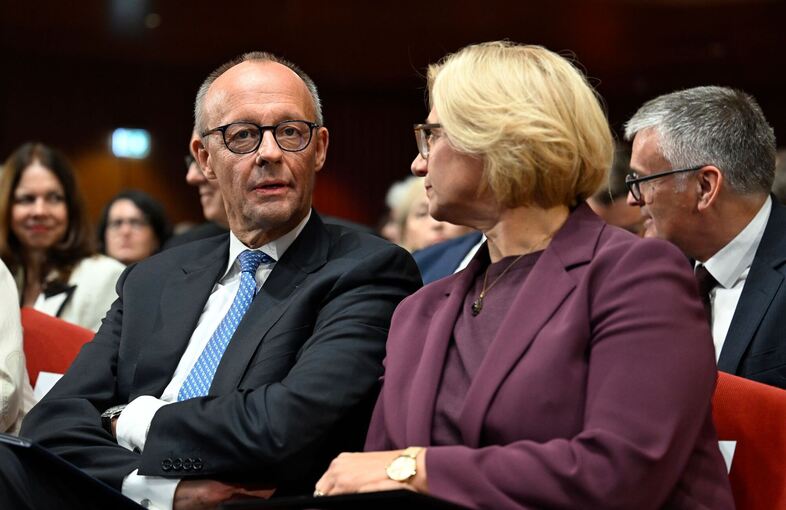 Tag der Deutschen Einheit - Einheitsfeier Tag der Deutschen Einheit - Einheitsfeier