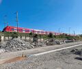 Fahrgäste in der S4, S5 und S6 haben auf Höhe des alten Ufa-Palastes beste Sicht auf die Baustelle rund um die Station Mittnachtstraße, für deren Anschlüsse noch viele Arbeiten nötig sind.