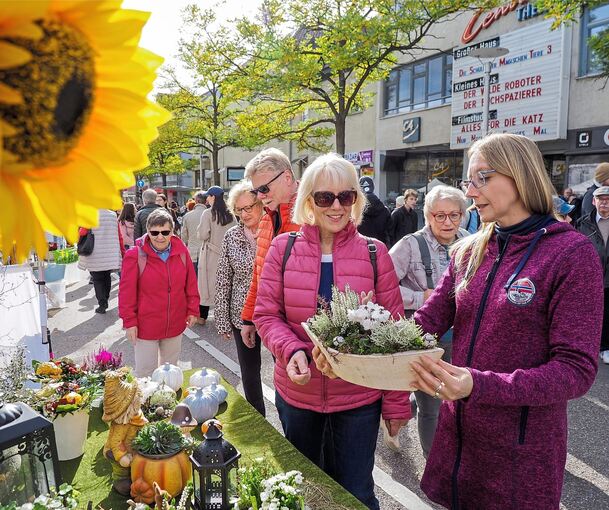Auch Floristisches gibt es auf dem Kunst- und Handwerkermarkt (Archivfoto).