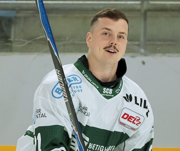 Der vierte Stürmer im Steelers-Lazarett: Bastian Eckl.