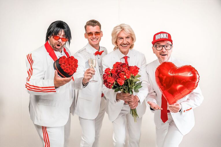 Ballermann-Stars wollen als Beerstreetboys die Schlagerwelt Ballermann-Stars wollen als Beerstreetboys die Schlagerwelt