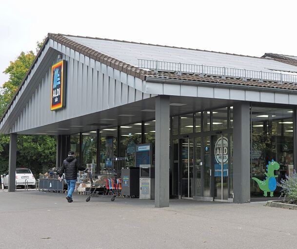 Der Freiberger Aldi-Markt in der Weidengasse wird abgerissen, sobald der neue gebaut wurde. Im Obergeschoss ist aktuell eine Kita geplant.