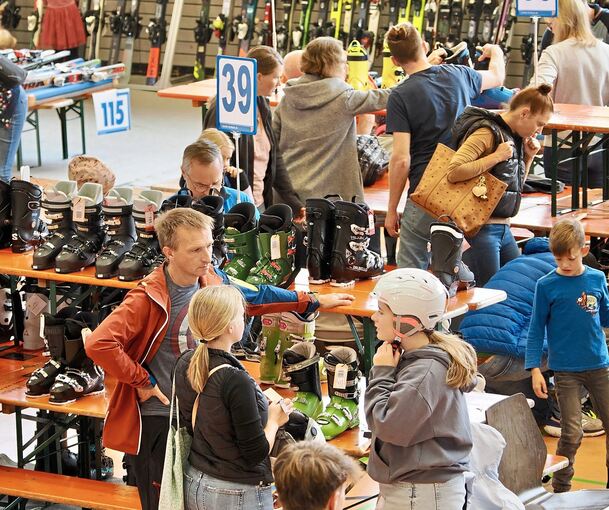 Viele Ski- und Snowboard-Fans shoppen in Kirchheim.