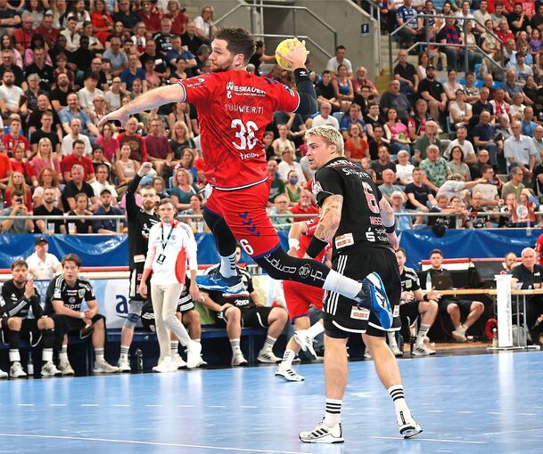 Jonathan Fischer spielt bei der SG BBM und ist Trainer der HSG.
