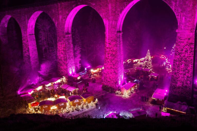 Start des Weihnachtsmarkts in der Ravennaschlucht