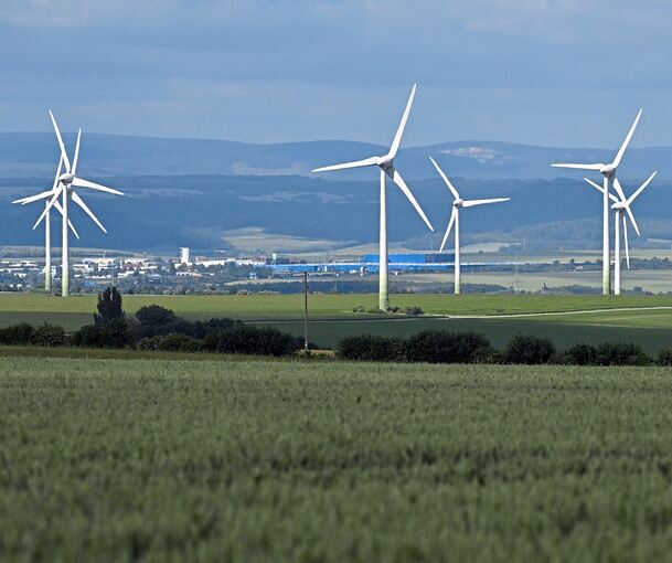 Ähnlich wie hier in Thüringen sollen sich ab 2028 Windräder drehen, südlich der Landesstraße bei Sersheim bis auf Höhe des Gewerbegebiets Eichwald sind vier geplant, weitere vier näher an Oberriexingen.