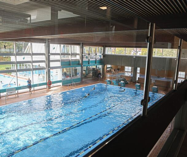 Das Münchinger Freizeitbad wurde 1976 eröffnet.
