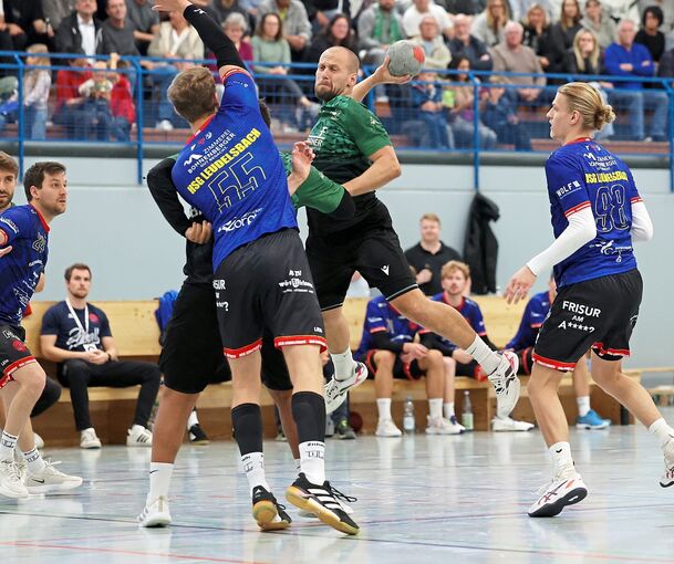 Maximilian Bayer und der TSV Asperg drehen rechtzeitig auf und entscheiden das Spiel gegen Leudelsbach für sich.