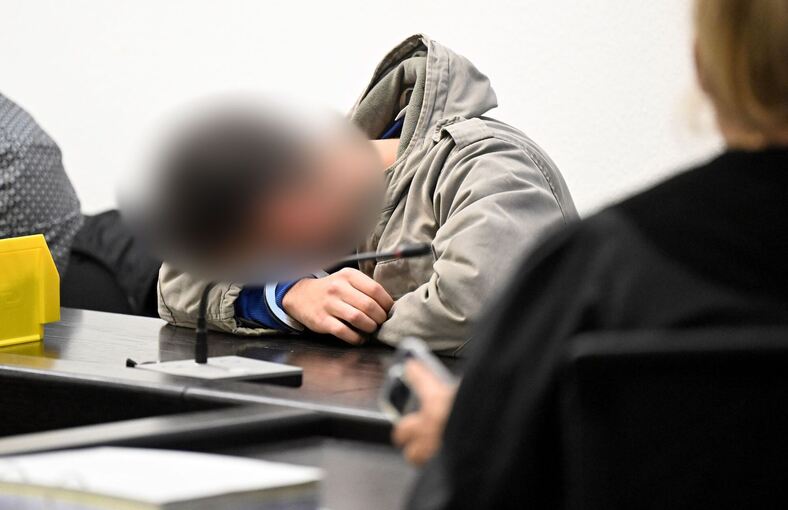 Mitglied der Großfamilie im Prozess wegen Messerattacke