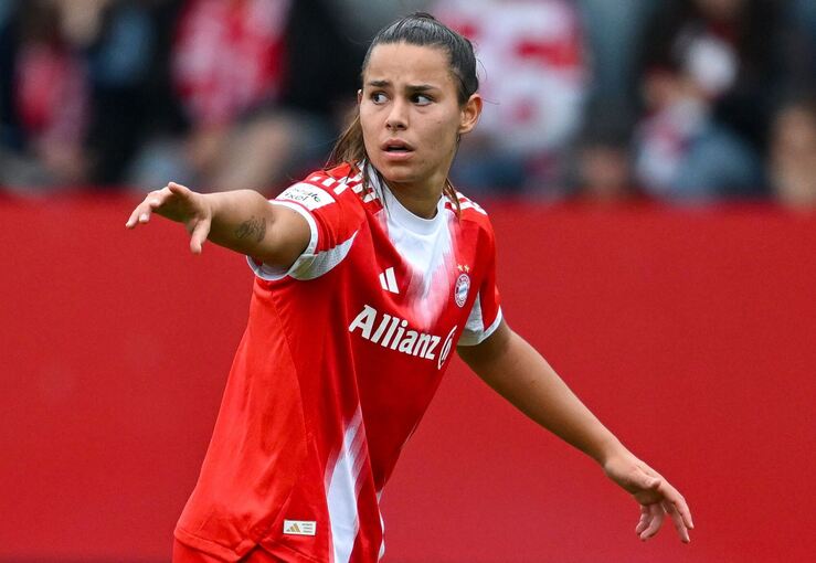 Lena Oberdorf Lena Oberdorf