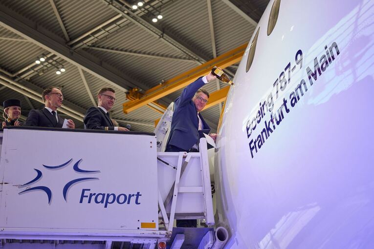 Taufe von Boing 787 auf den Namen "Frankfurt am Main"