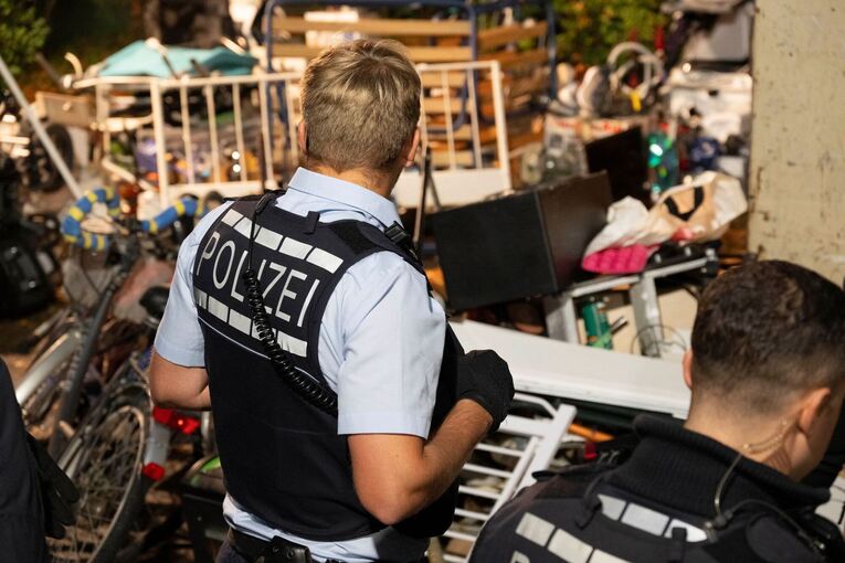 Polizei kontrolliert mutmaßliche Sperrmüll-Diebe