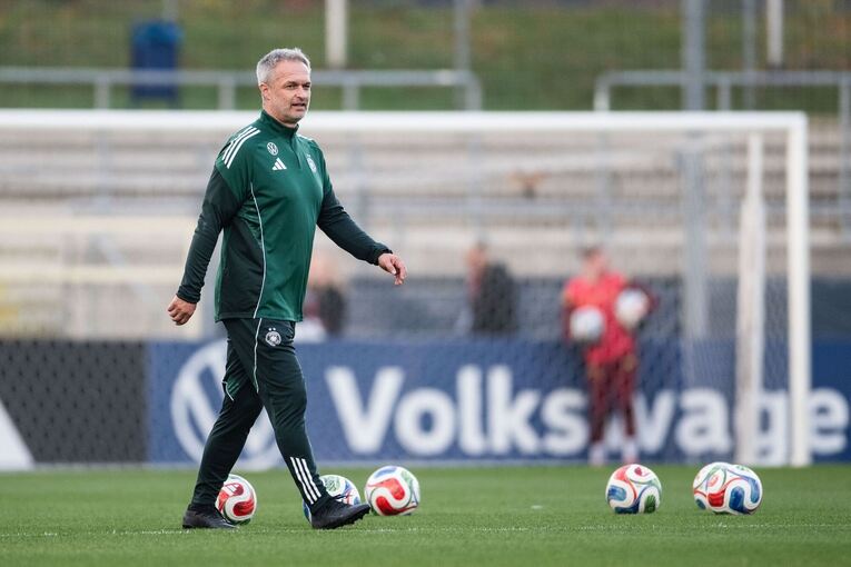 Training Fußball Nationalmannschaft Frauen Training Fußball Nationalmannschaft Frauen