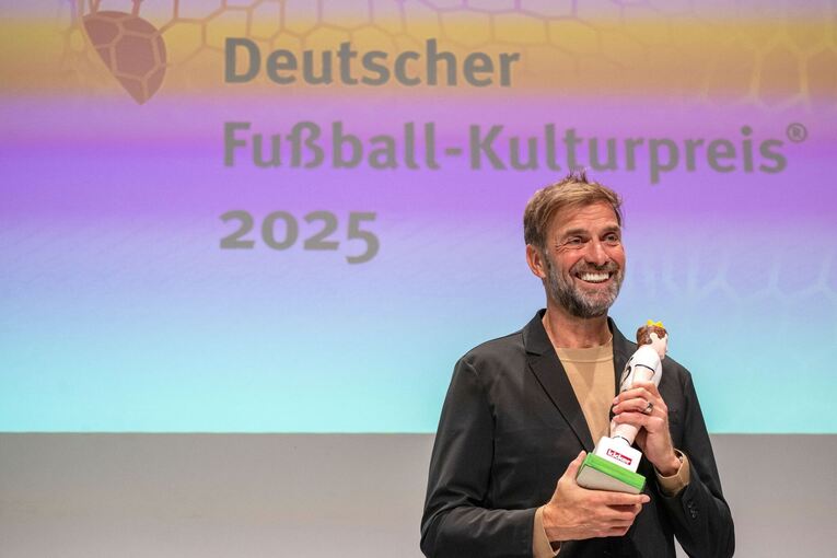 Jürgen Klopp erhält den Walther-Bensemann-Preis Jürgen Klopp erhält den Walther-Bensemann-Preis
