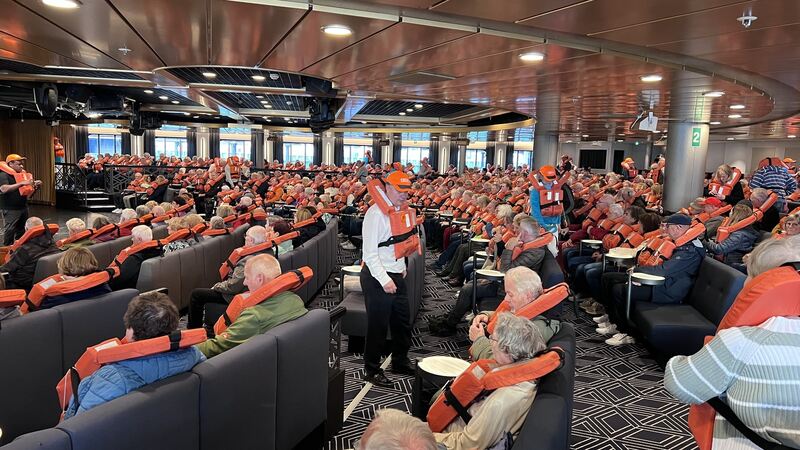 202510-LKZ-Leserreisen-GB-Irland (1)