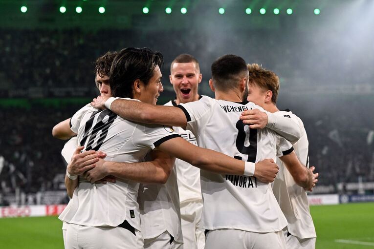 Borussia Mönchengladbach - Karlsruher SC Borussia Mönchengladbach - Karlsruher SC