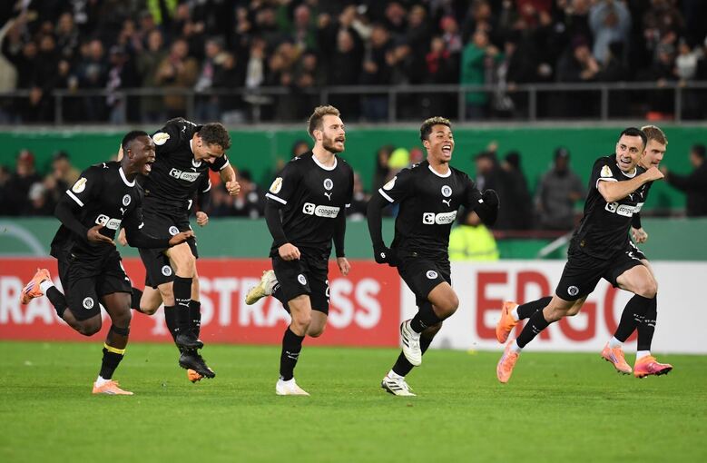 FC St.Pauli - TSG Hoffenheim FC St.Pauli - TSG Hoffenheim